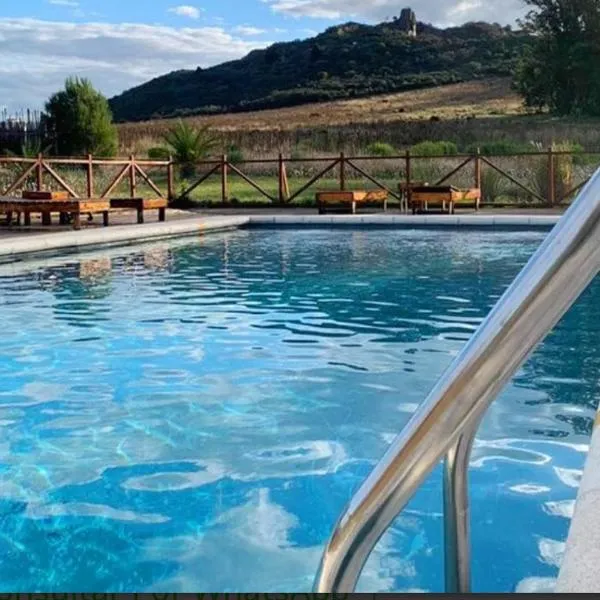 Cabañas Las Calandrias de Tandil，位于坦迪尔的酒店