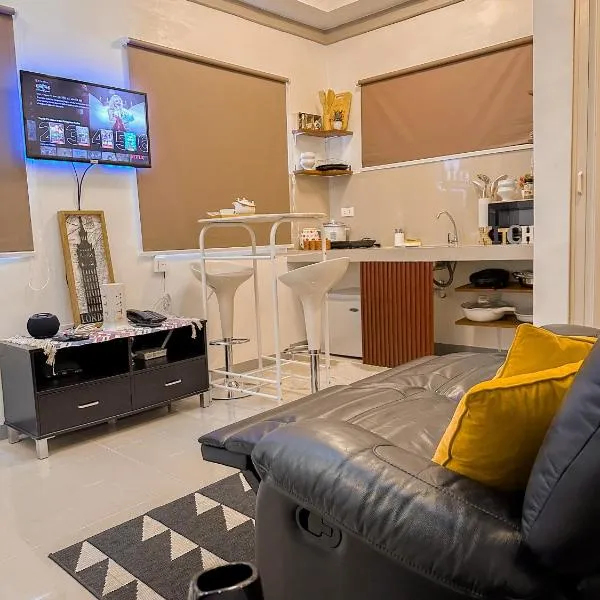 The Loft，位于甲万那端的酒店