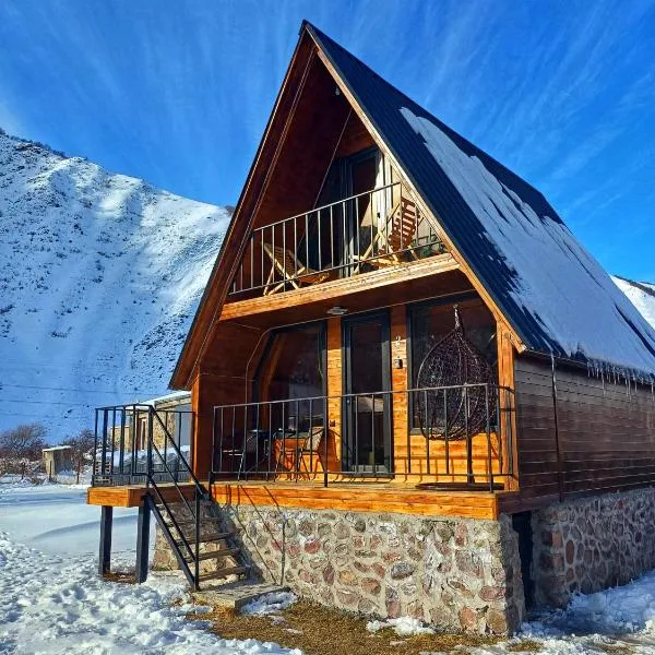 Panorama cottages in Sno，位于Sno的酒店