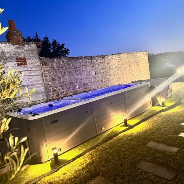 Superbe Loft Spa Jacuzzi Cinema，位于内里莱班的酒店