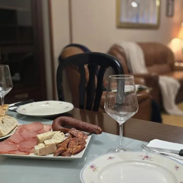 Apartamento Céntrico UNQUERA Grupo RH - 16，位于温克拉的酒店