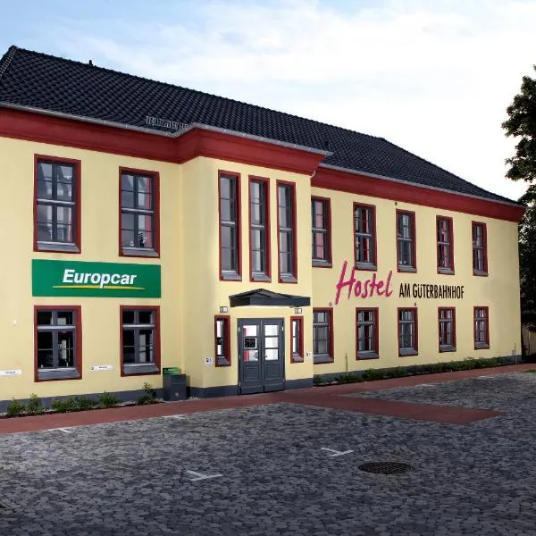 Hostel am GÜTERBAHNHOF，位于Altentreptow的酒店