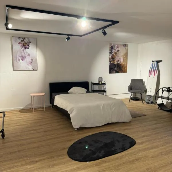 Ferienwohnung in der Nähe des Europa-Park Rust mit Terrasse und Grill，位于Wyhl的酒店