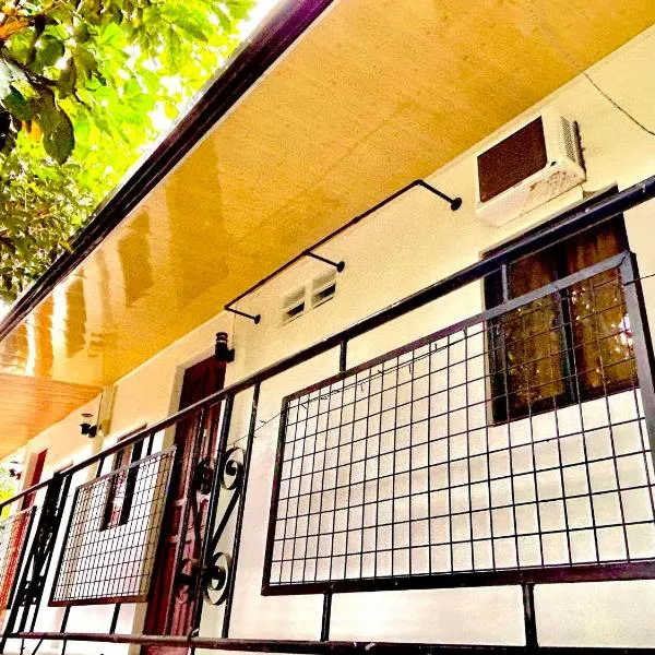 D's Haven Café，位于La Carlota的酒店