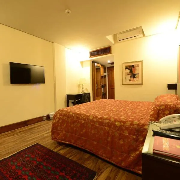 Regency Inn Hotel，位于拉合尔的酒店