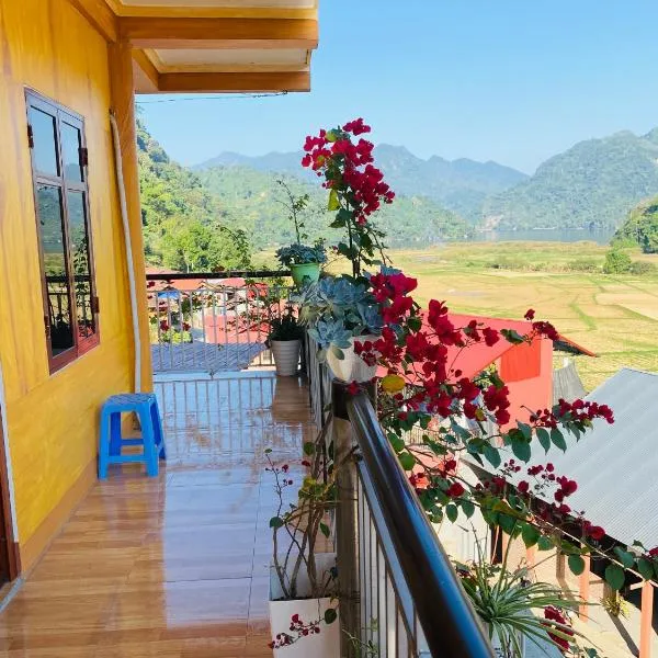 Pac Ngoi Village's homestay - Hoàng Nguyên，位于北市的酒店