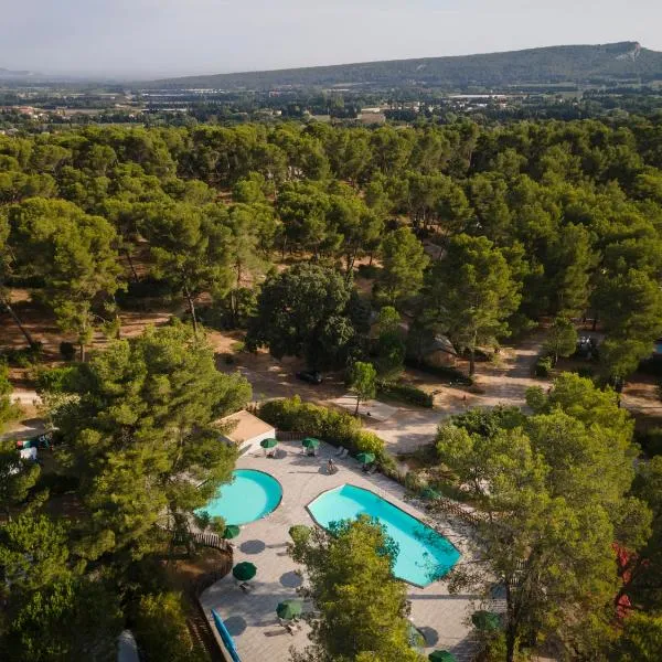 Huttopia Fontvieille，位于丰维耶的酒店