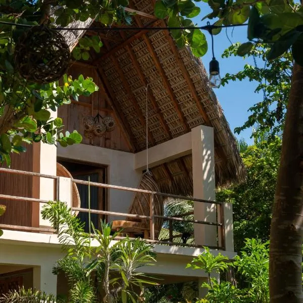Casa Mariposa Beach Hotel，位于Tierra Blanca的酒店