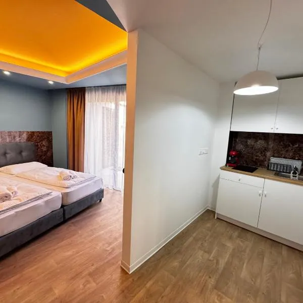 Modern Studio Nr5 private Kitchenette and Bathroom，位于利马索尔的酒店