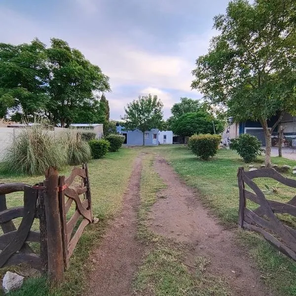 Hospedaje Don Felix，位于General Acha的酒店