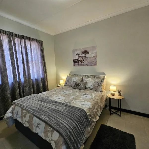 Private Apartment in Port Alfred，位于阿尔弗雷德港的酒店