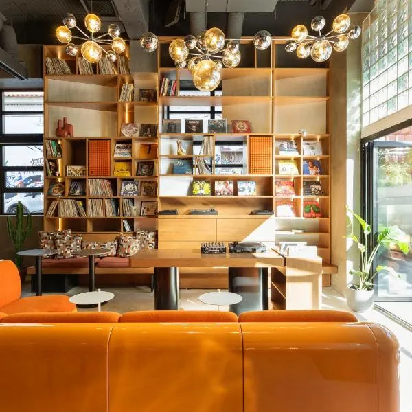 Okupa，位于雅典的酒店