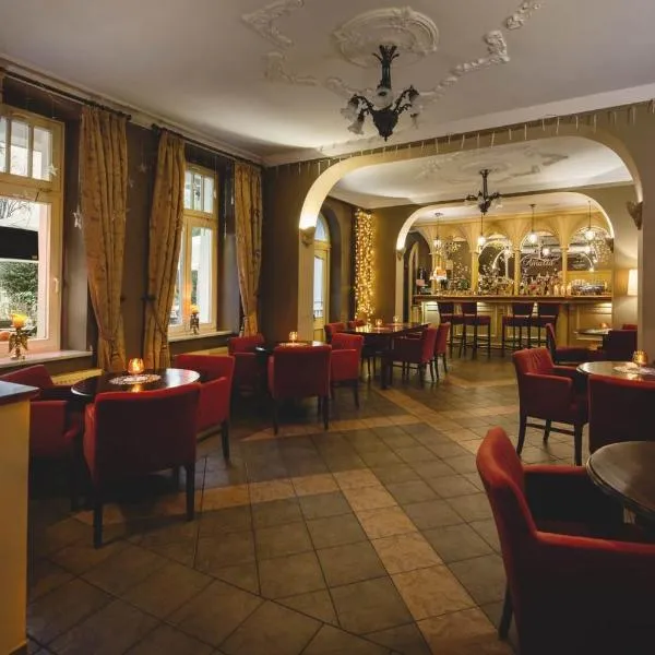 阿玛利亚酒店，位于库多瓦-兹德鲁伊的酒店