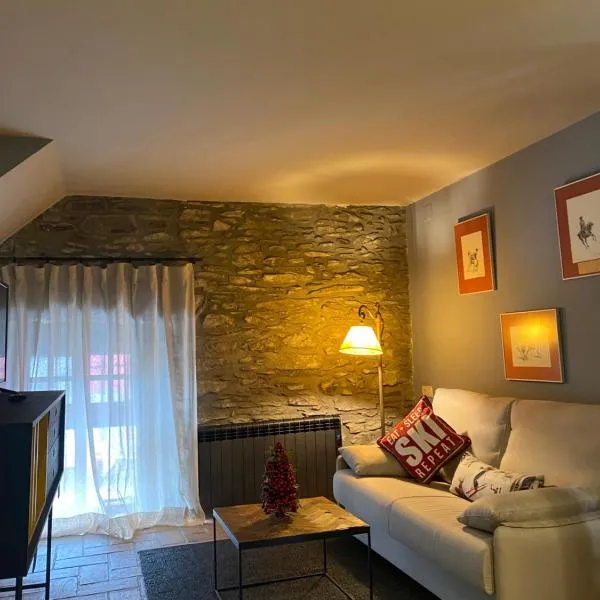 Apartament a Ger，位于Ger的酒店