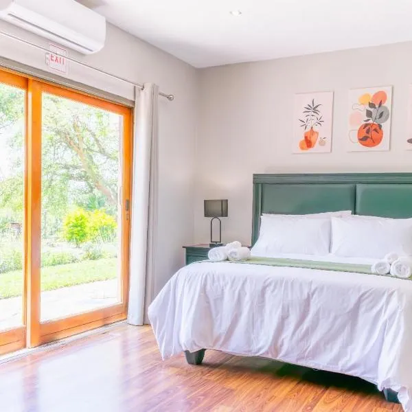 The Orange Tree Guest House，位于内尔斯普雷特的酒店