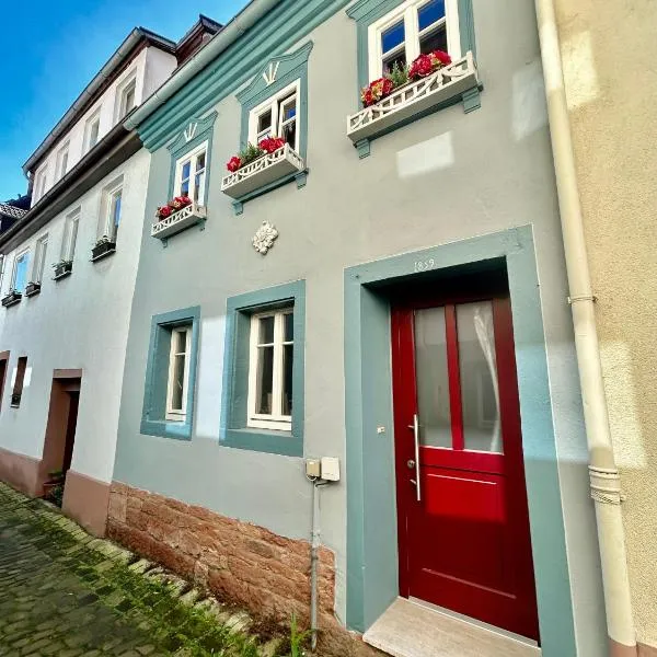 Altes Dichterhaus von 1859，位于米尔滕贝格的酒店