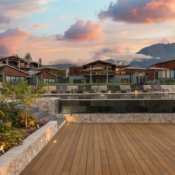 Sarana Hôtel & Spa，位于萨拉济的酒店