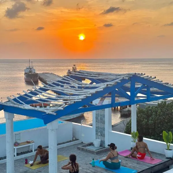 shanedel's inn & café，位于巴斯科的酒店