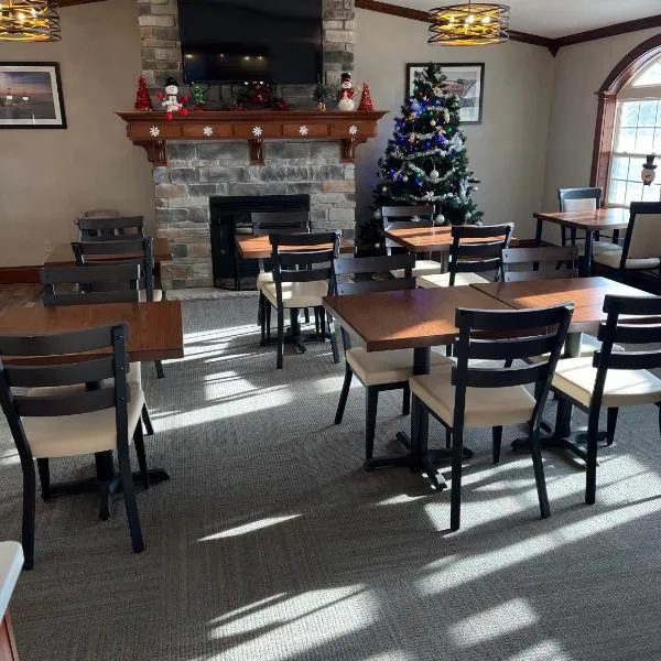 Fireside Inn and Suites，位于魔鬼湖的酒店