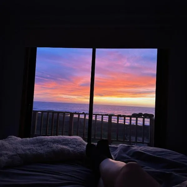 Casa Olas, Refugio Costero，位于库雷尼佩的酒店