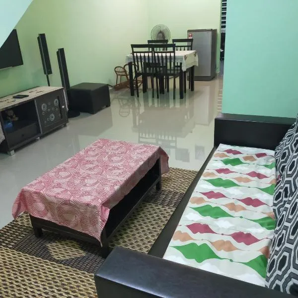 Dinaz Homestay Taman Limbungan Permai Melaka，位于马六甲的酒店