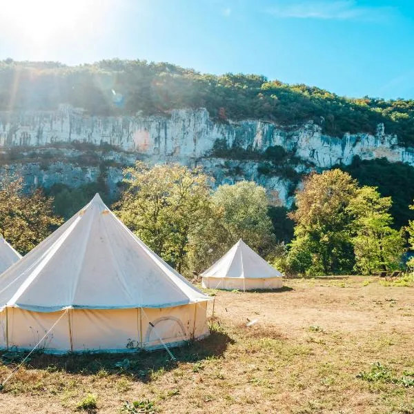 Lodg'ing Nature Camp Dordogne，位于拉卡沃的酒店