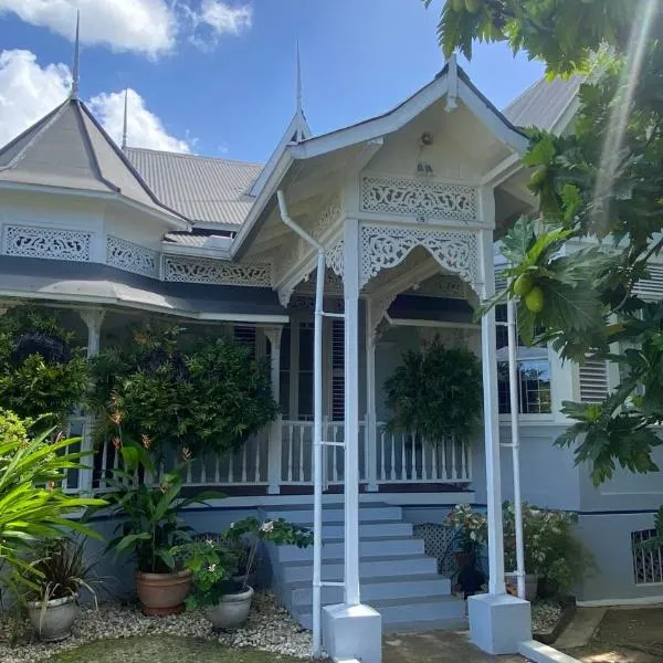 Trinidad Gingerbread House，位于San Juan的酒店