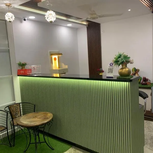 Silver Key Suites，位于那格浦尔的酒店