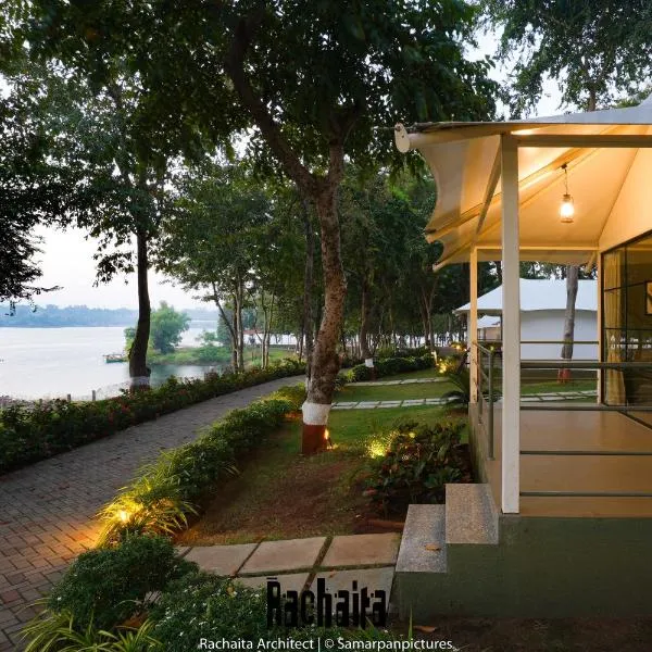 White Feather Resort Kauncha，位于锡尔瓦萨的酒店
