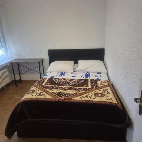 Cosy Room in a Flat，位于格伦兴的酒店
