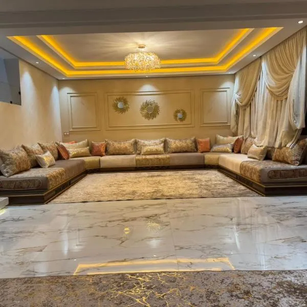 A luxurious villa at the heart of Agadir，位于阿加迪尔的酒店