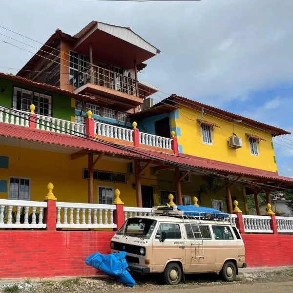 Habitación full equipada a solo 10 minutos del aropuerto Panamá pasifico a 5 minutos de playa 20 minutos de la ciudad y centros comerciales y turísticos ofrecemos transporte，位于韦拉克鲁斯的酒店