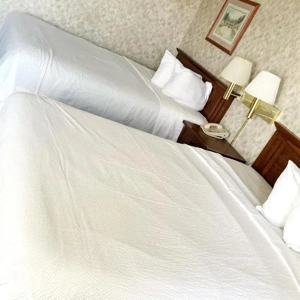 Blue Way Inn & Suites La Crosse，位于拉克罗斯的酒店