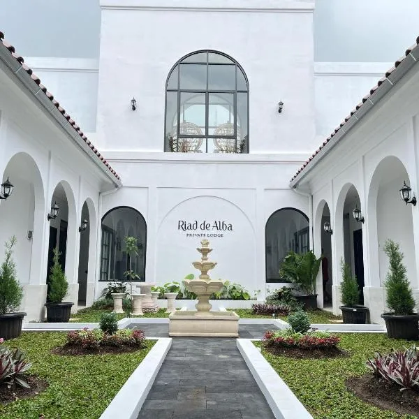 Riad de Alba Syariah by MHM，位于沙拉迪加的酒店