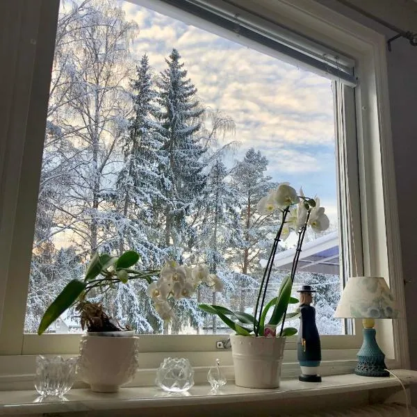 Cozy room surrounded by nature，位于法伦的酒店
