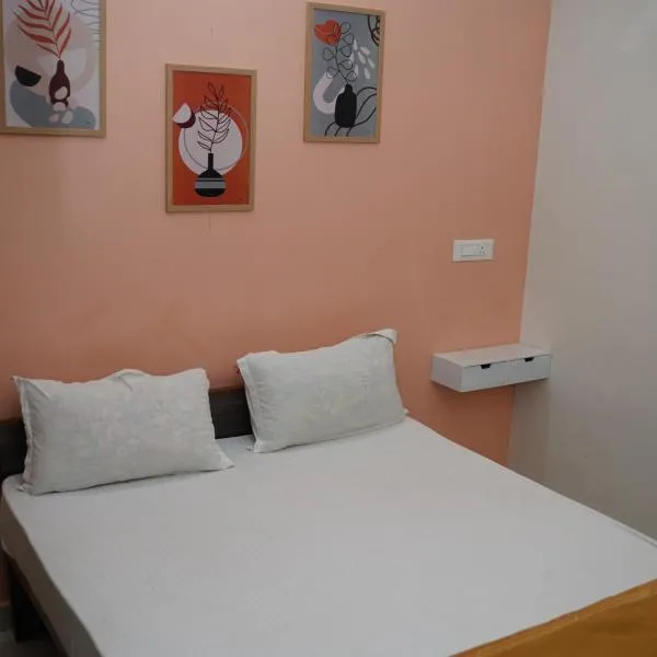 ALAYA ROOMS，位于蒂鲁奇奇拉帕利的酒店