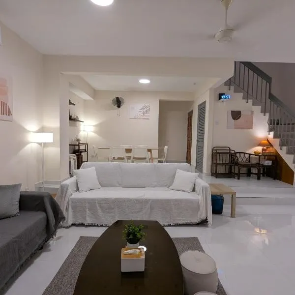 4-15pax Sawatt Homestay at Subang - Entire House，位于梳邦再也的酒店