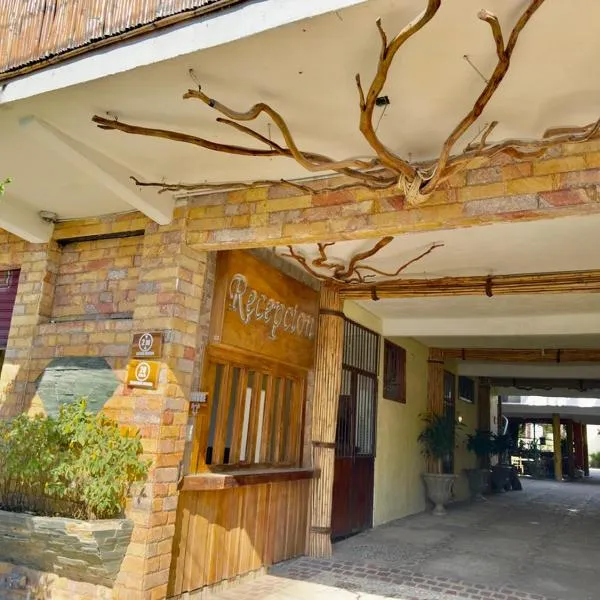 Hotel Acapulco Club Diamante，位于阿卡普尔科的酒店