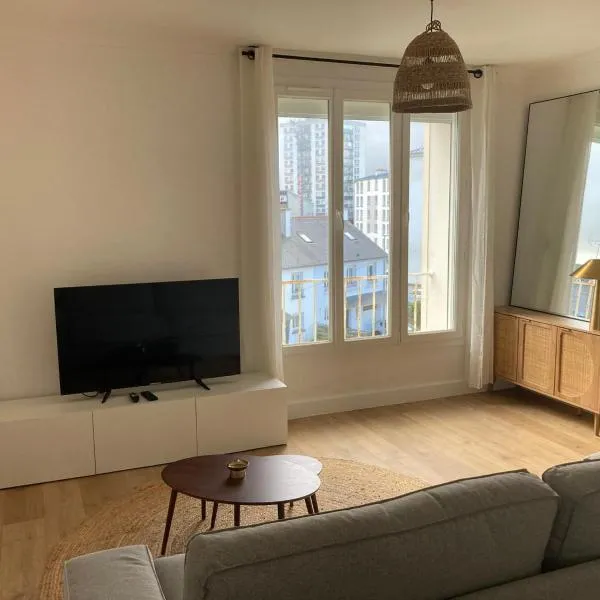 2 chambres, à deux pas du jardin botanique et de la mer，位于布雷斯特的酒店