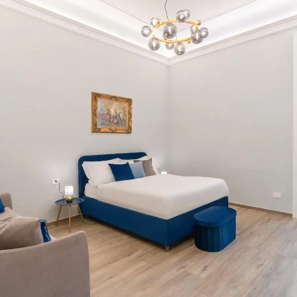 Palazzo Galeoni Luxury Suites，位于萨莱诺的酒店