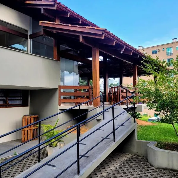 Blu Hostel，位于布卢梅瑙的酒店