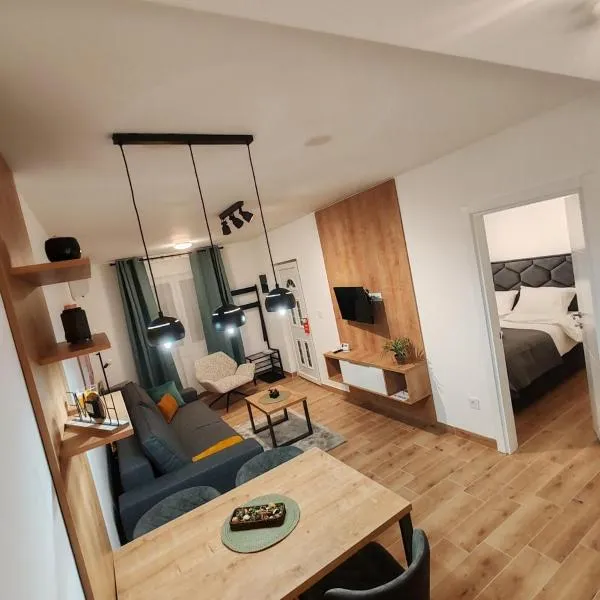 Surčin Central Stay，位于Surčin的酒店