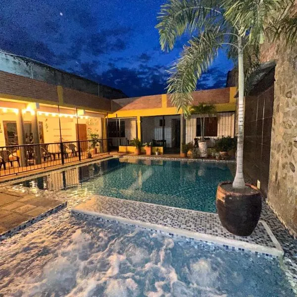 Hotel Boutique Mirador Las Palmas，位于亨达的酒店
