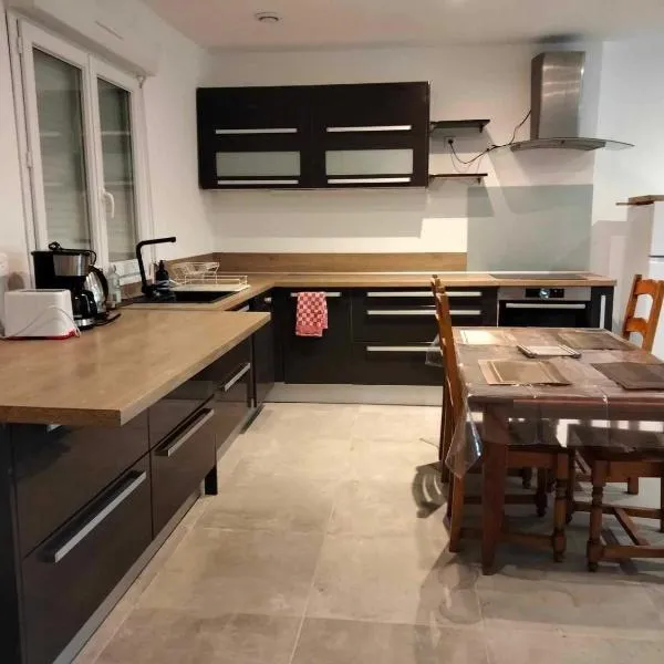 Gite gien，位于日安的酒店