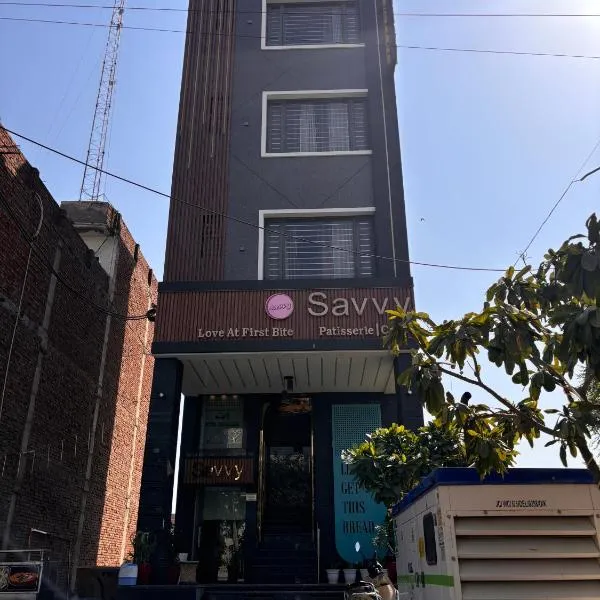 Anushangi Hotel，位于希萨尔的酒店