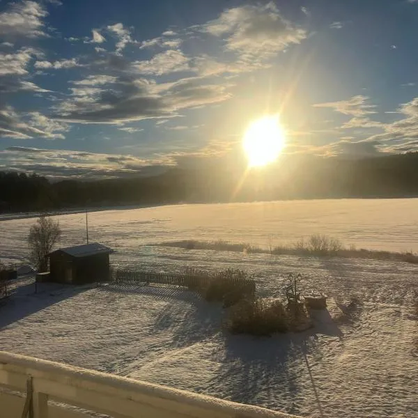 Lovely house with a beautiful view in Jokkmokk，位于约克莫克的酒店