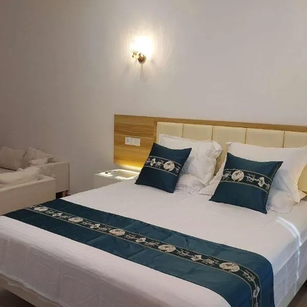 Lily holiday hotel，位于明德卢的酒店