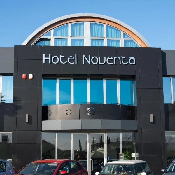 诺文塔酒店，位于Agugliaro的酒店
