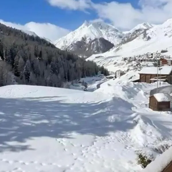 Trais Fluors Samnaun-Compatsch，位于萨姆瑙恩的酒店