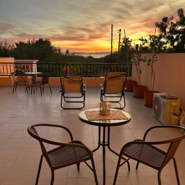 Tres Iguanas Apart Hotel - New, cozy & spacious flats, short walk to beach，位于洛雷托的酒店